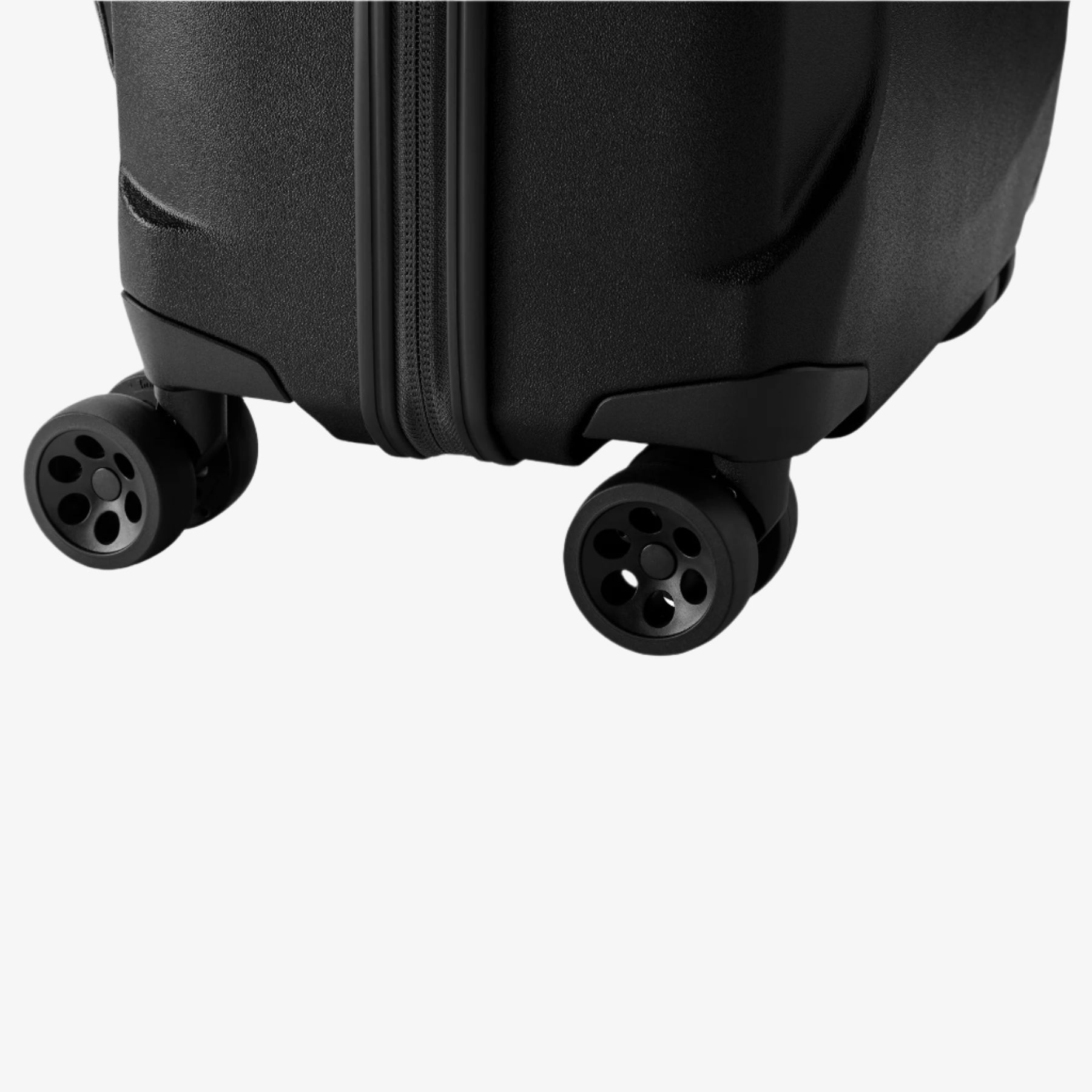 Tarmac 26/65L Luggage - Image 17