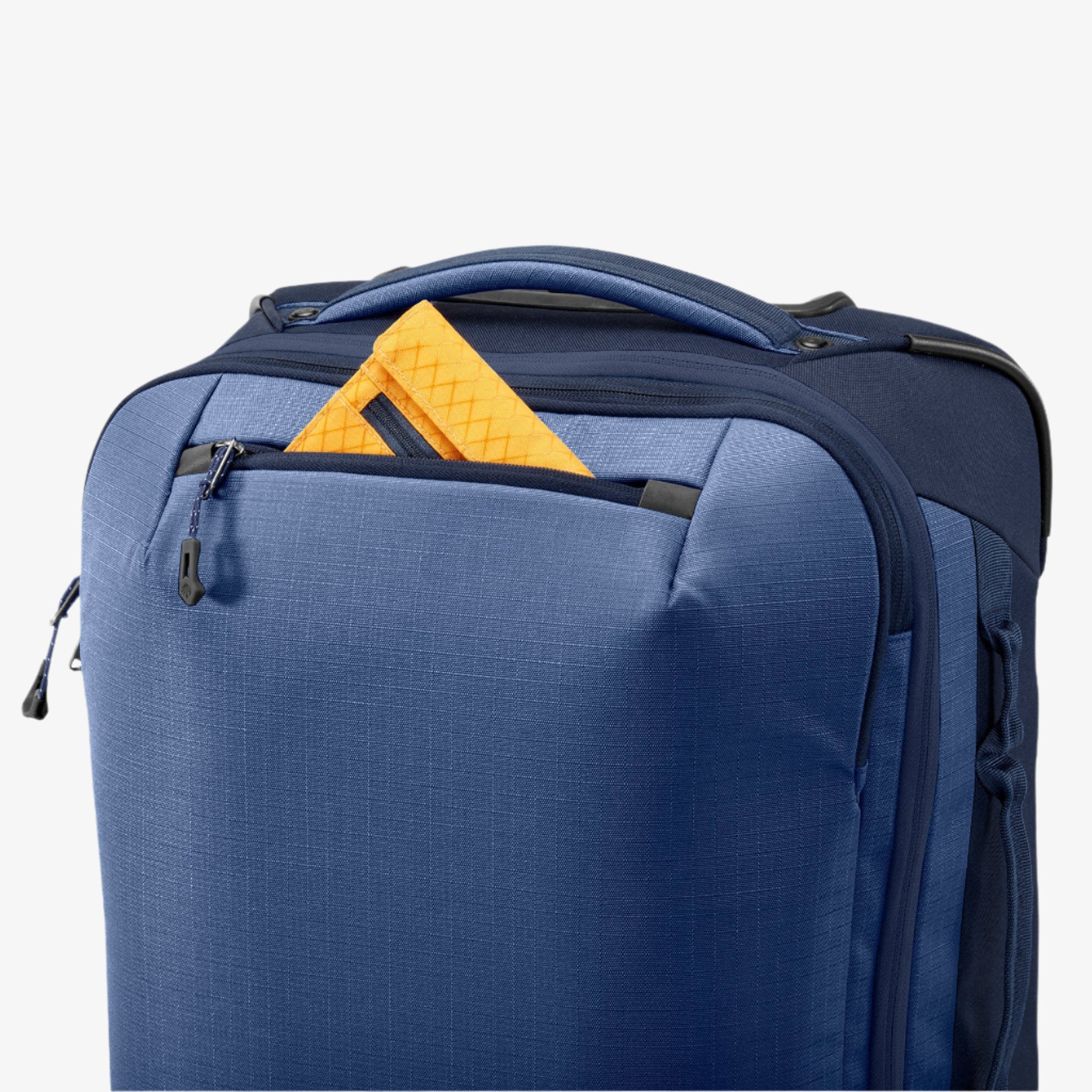Expanse 2-Wheel 30/100L Luggage - Image 4